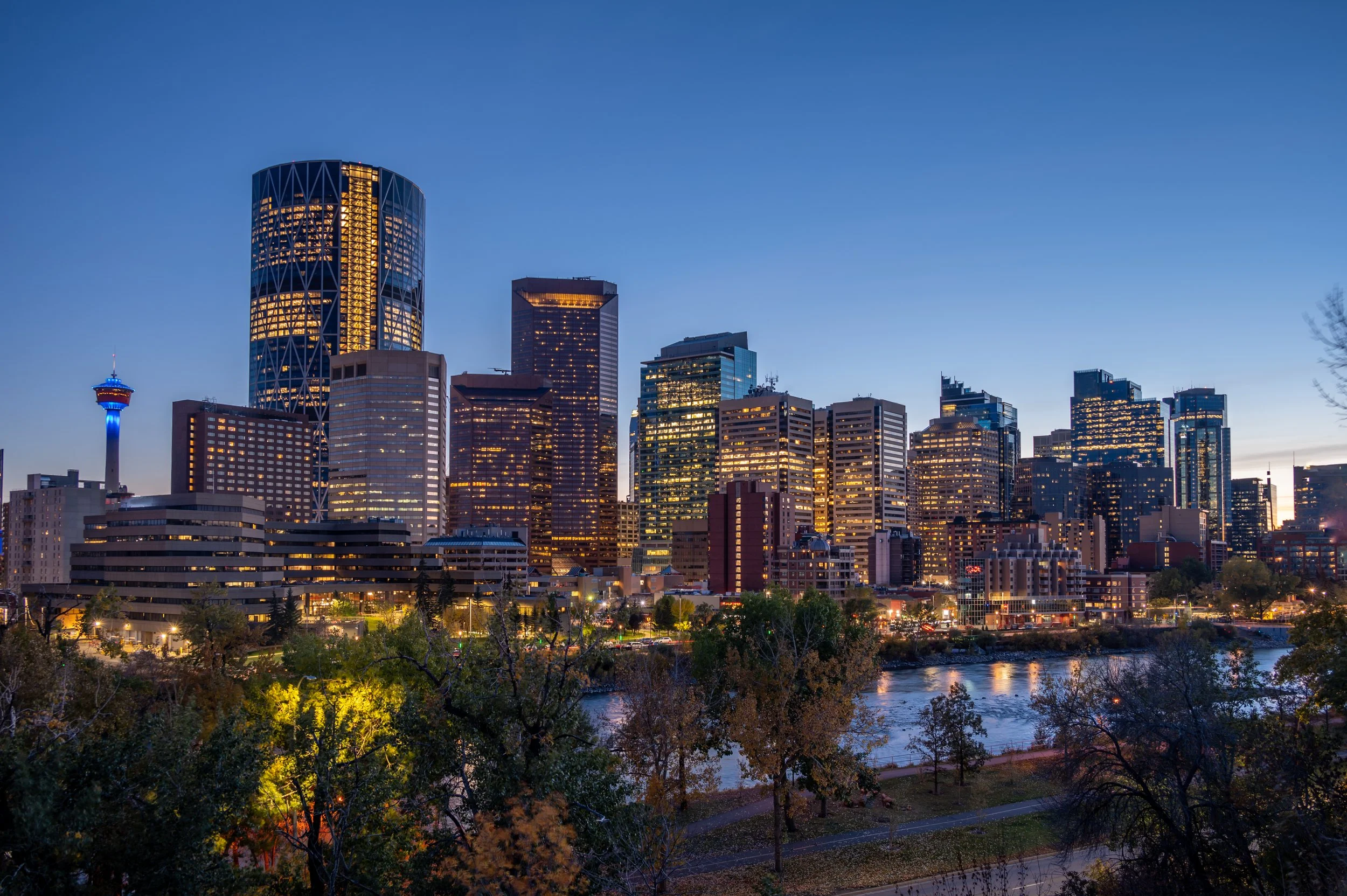 Calgary skyline at dusk, a short commute from Country Hills in northwest Calgary